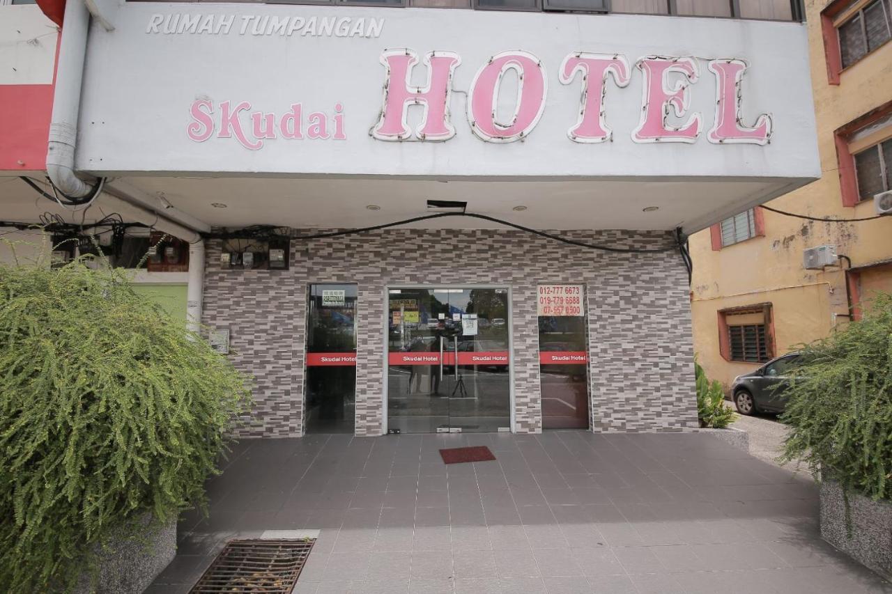 Skudai Hotel Exterior photo