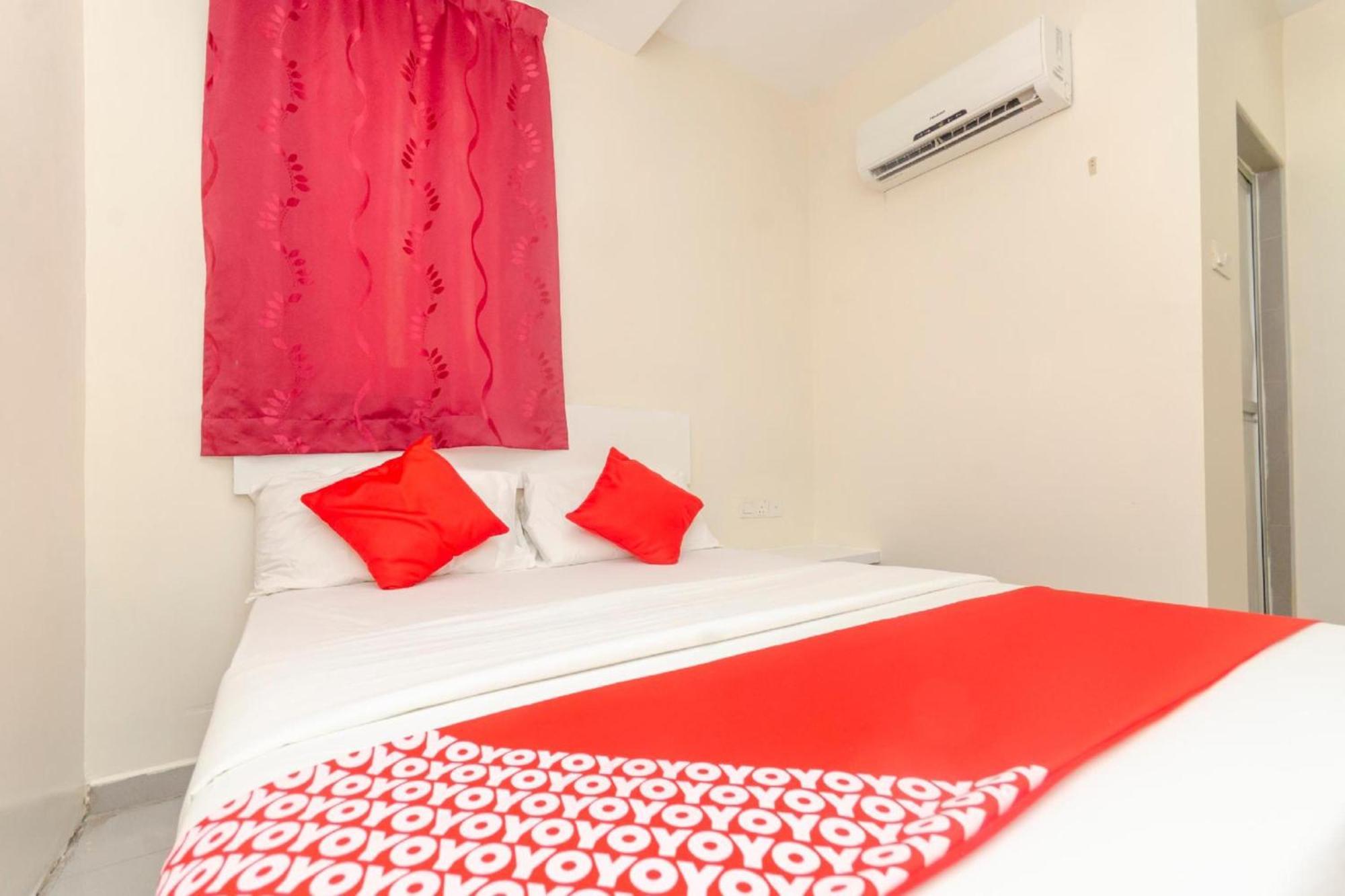 Skudai Hotel Exterior photo