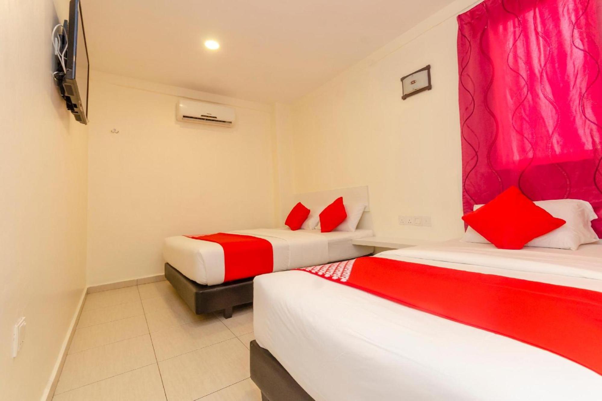Skudai Hotel Exterior photo