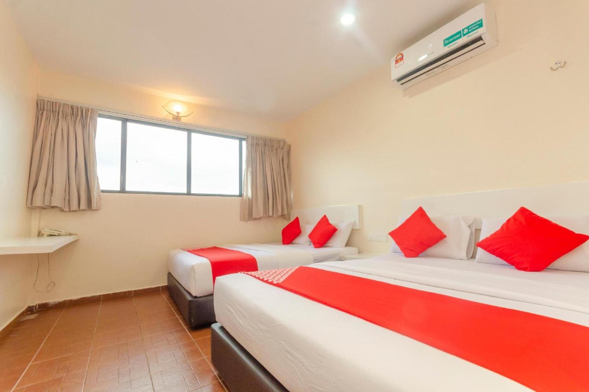 Skudai Hotel Exterior photo